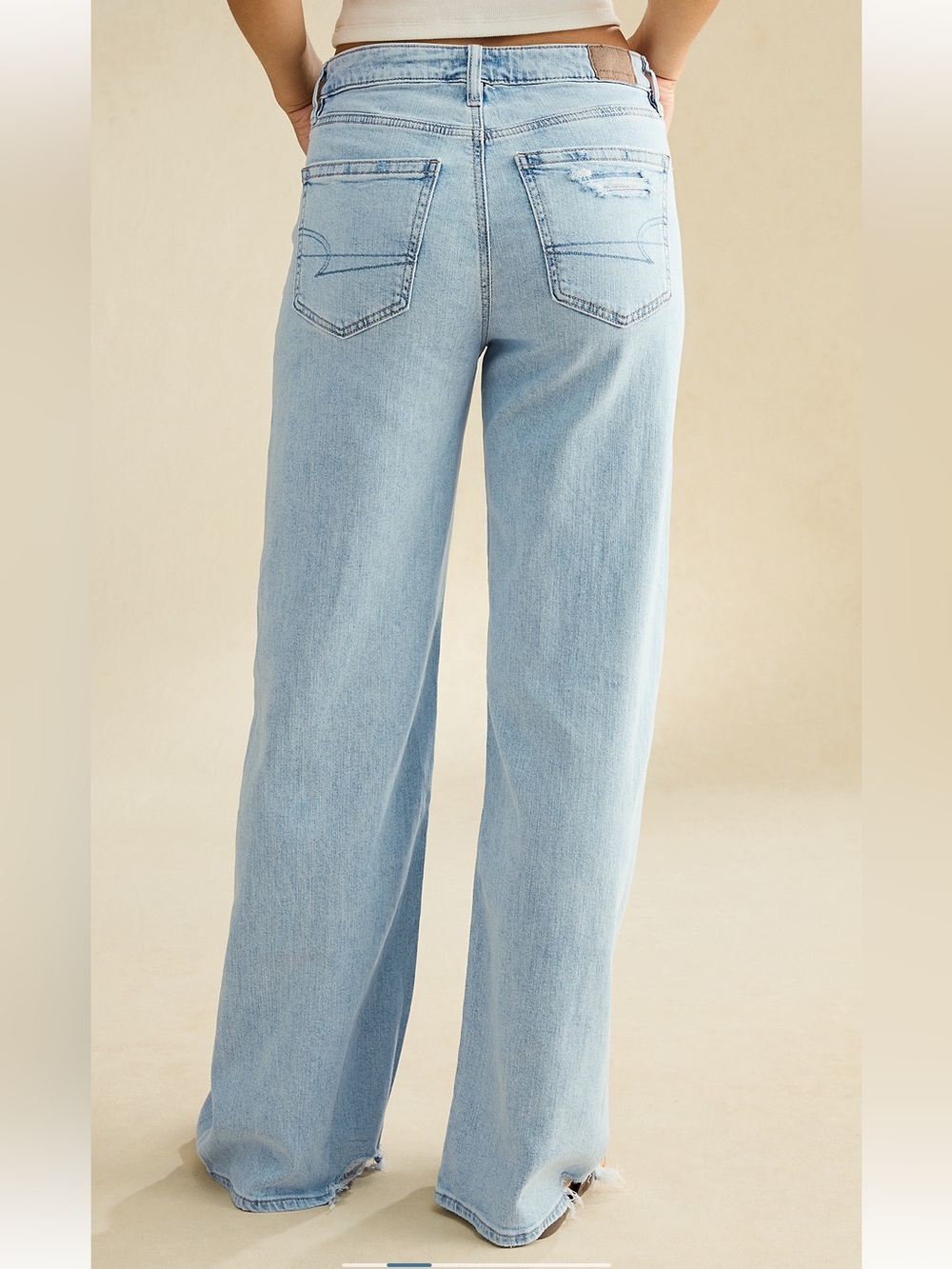 American Eagle - Picture 2 of 13